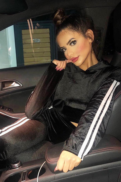 Black And White Stripe Velour Cropped Tracksuit - Deymi