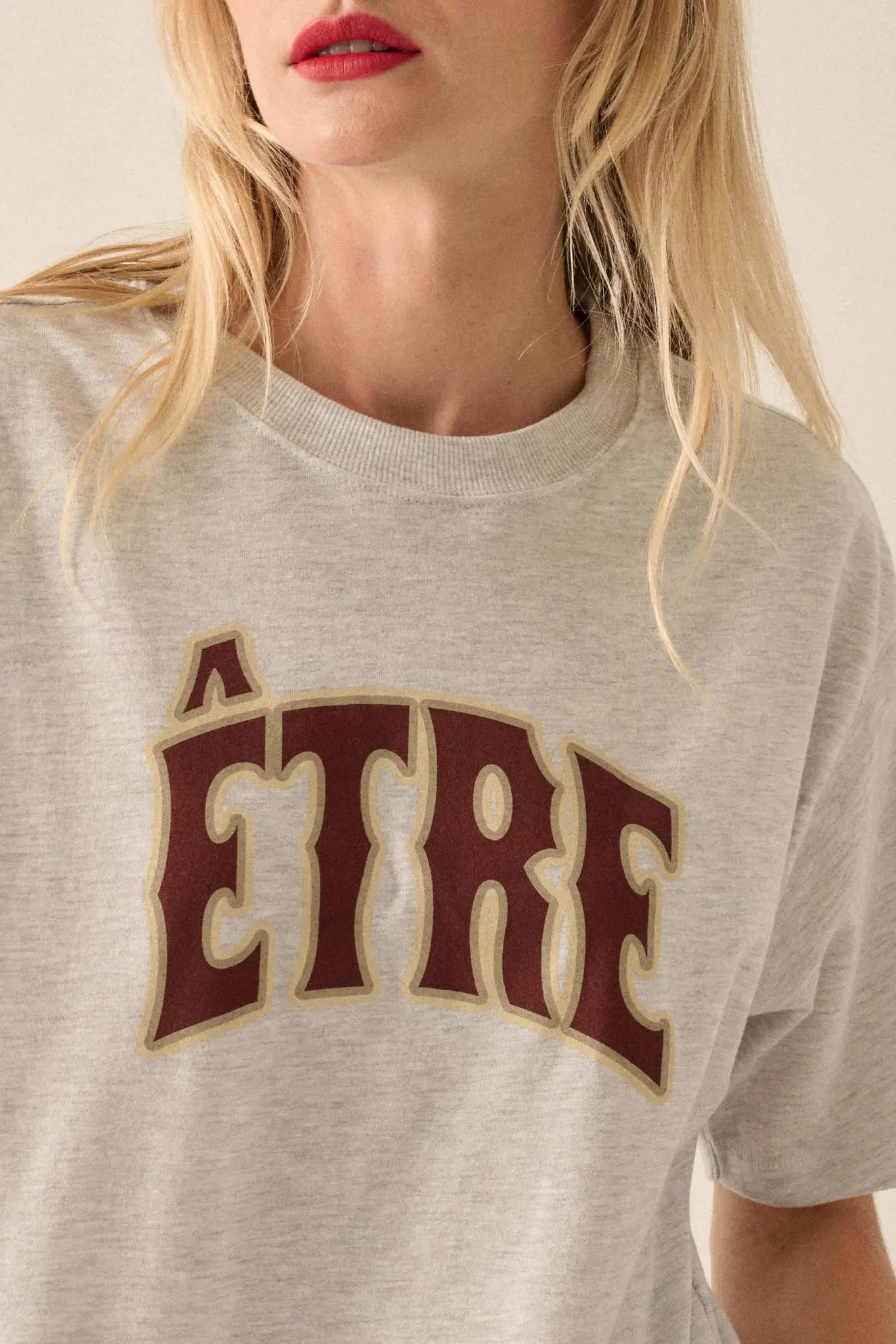 Être Credit Loose-Fit Heather Graphic Tee
