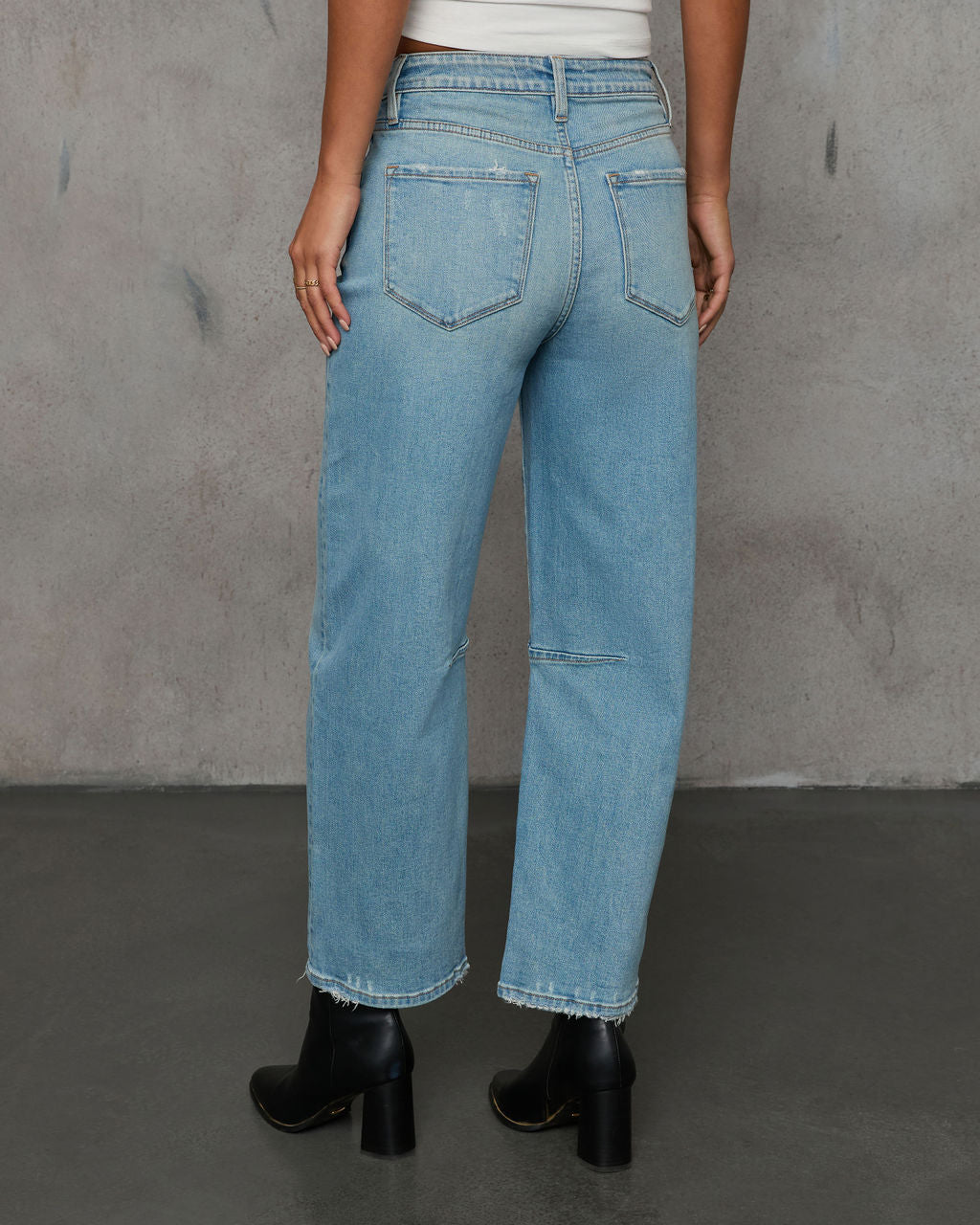 Evangelina Stretch Distressed Barrel Jeans