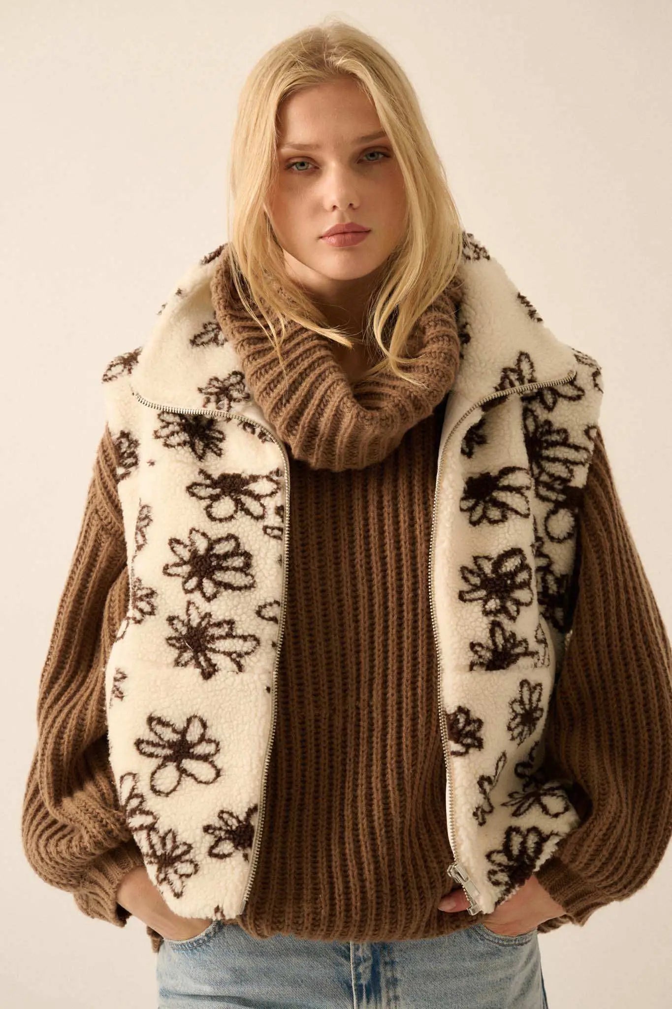 Winter Garden Floral-Print Sherpa Fleece Vest